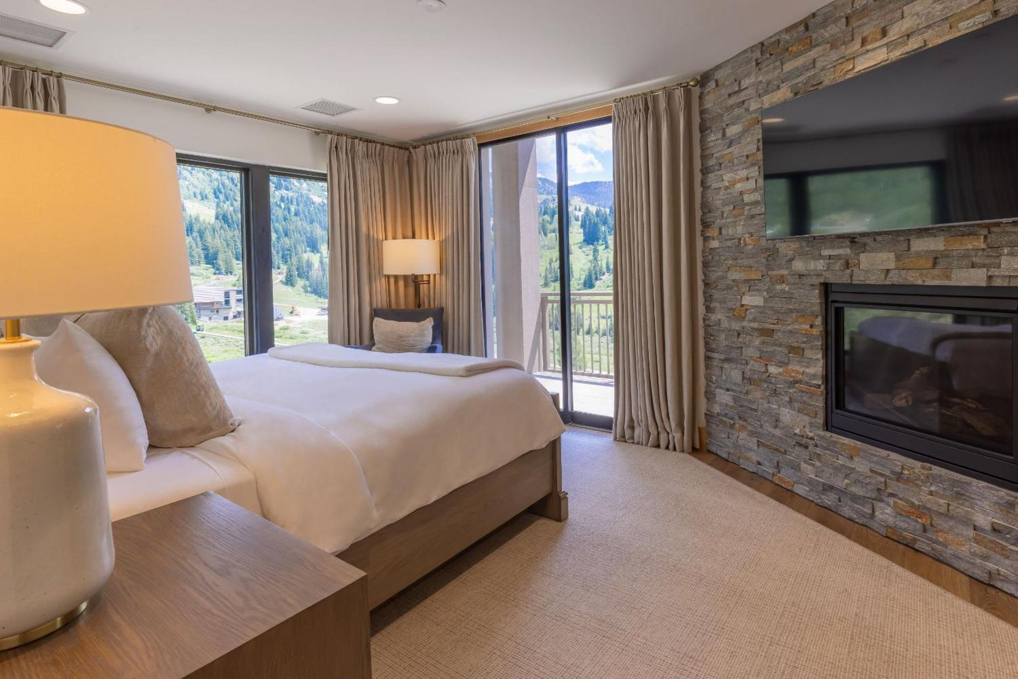 The Snowpine Lodge Alta