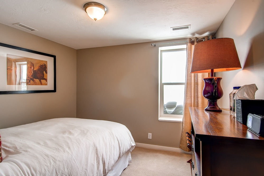 The Snowpine Lodge Alta
